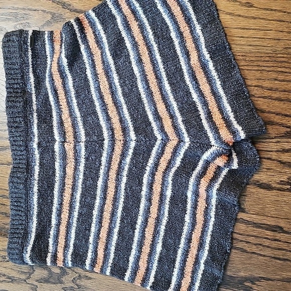 O'Neill Camden Stripe Knit Shorts - Picture 4 of 5